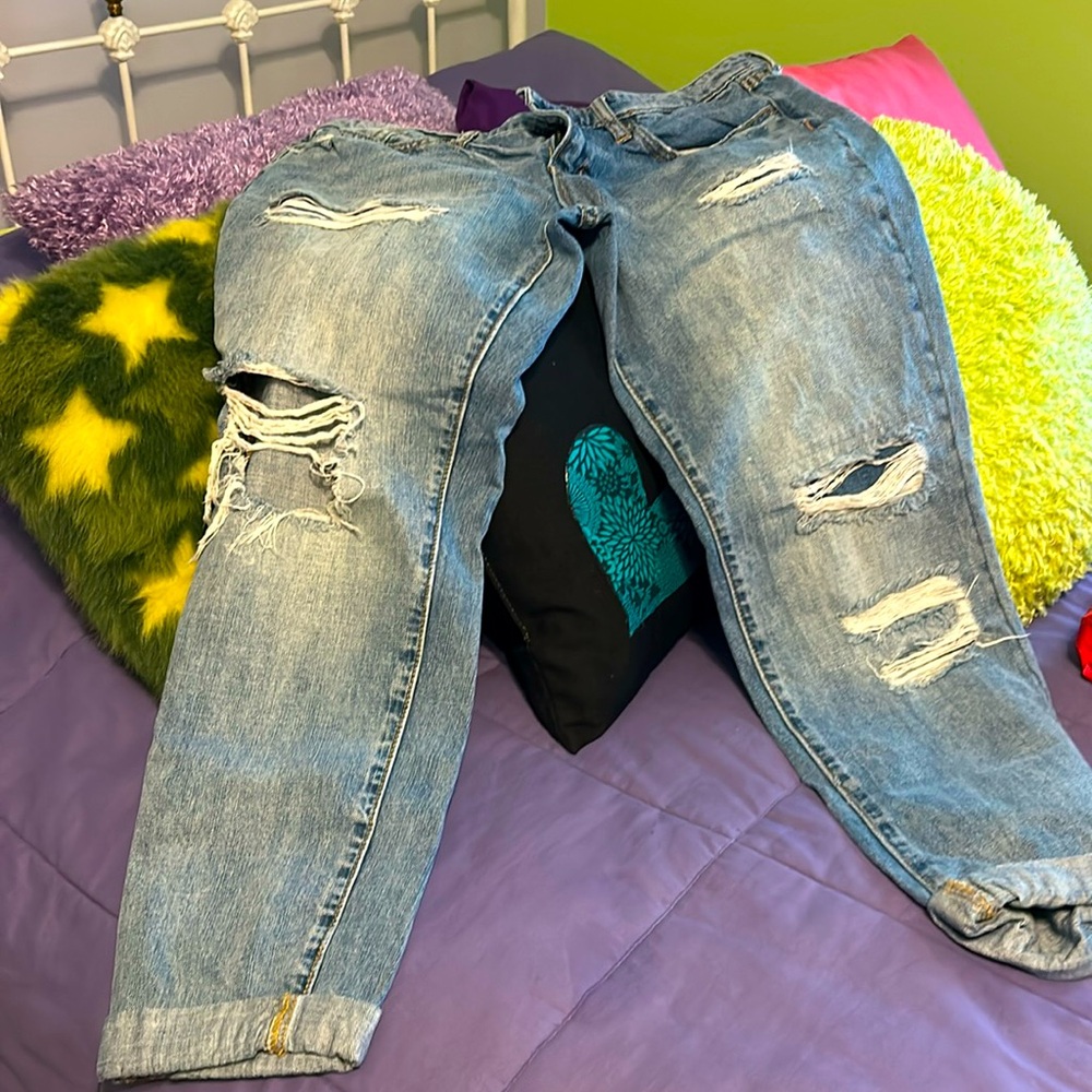 Gap sexy boyfriend fit distressed blue jeans